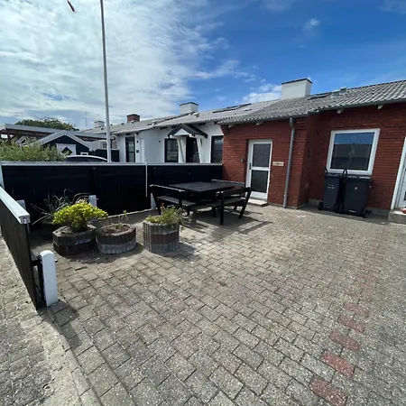 Villa 5 Person, Charming Townhouse In *