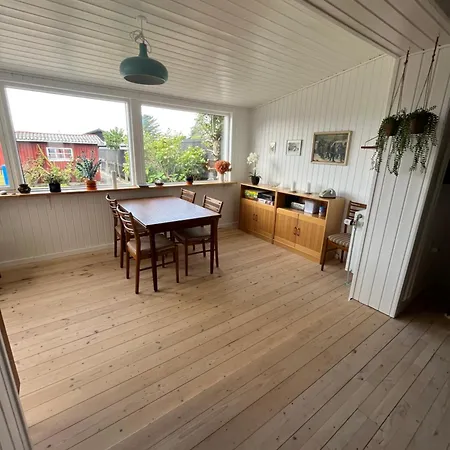 5 Person, Charming Townhouse In Skagen